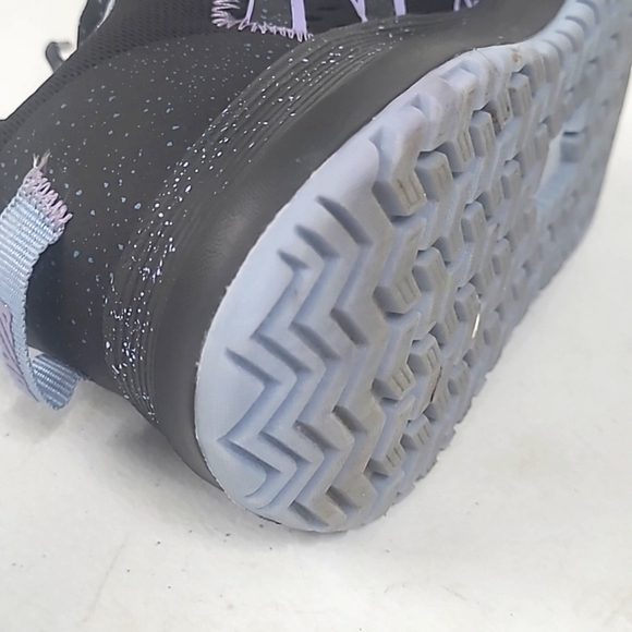 Avia Trail sneakers in excellent condition size 7. - Picture 6 of 10